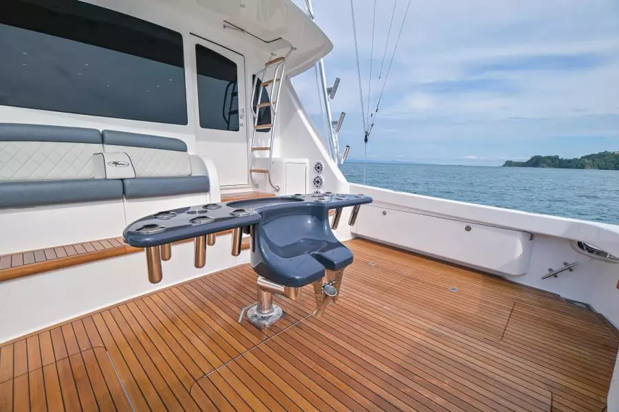2022 Viking 58 Convertible - Cockpit