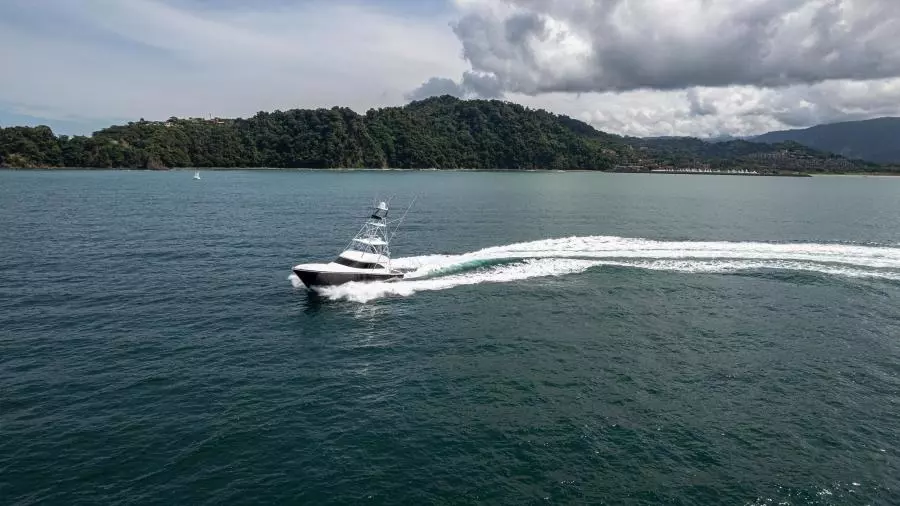 2022 Viking 58 Convertible - Port Running