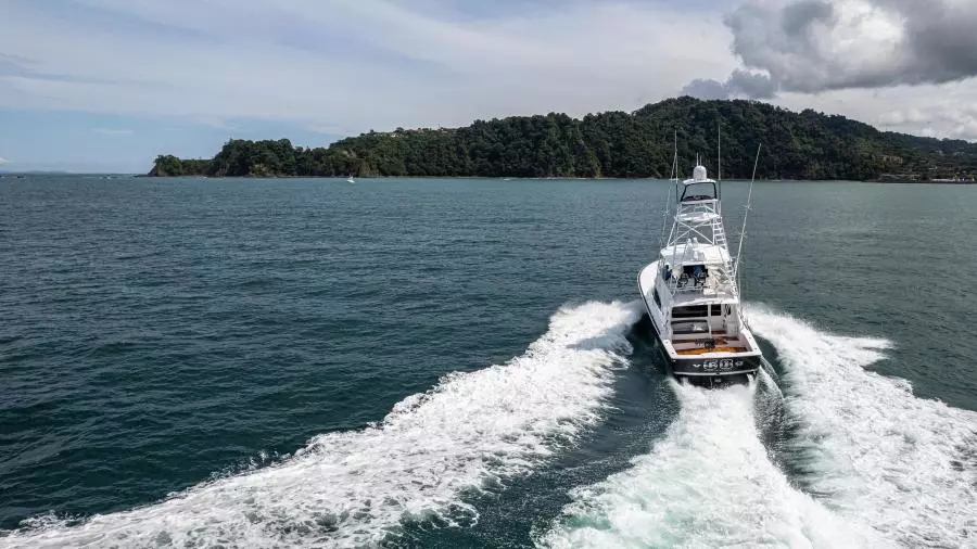 2022 Viking 58 Convertible - Starboard Running