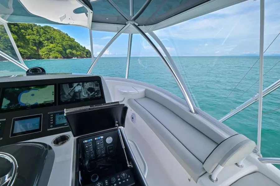 2022 Viking 58 Convertible