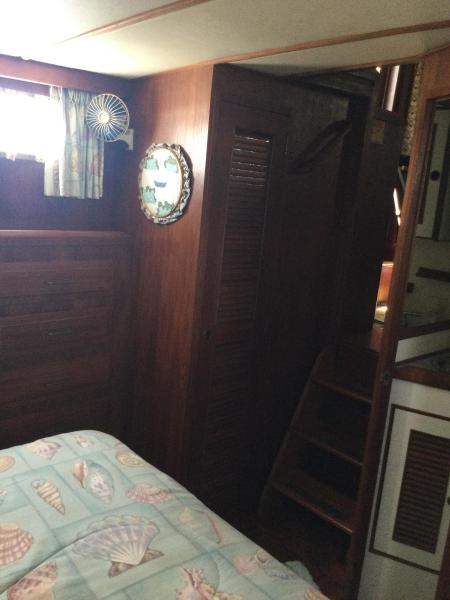 1982 Marine Trader 40 DC