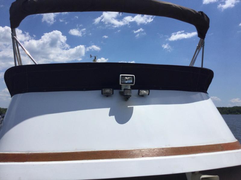 1982 Marine Trader 40 DC
