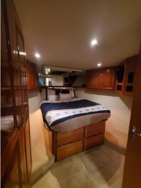 1998 Viking 60 Sport Motor Yacht