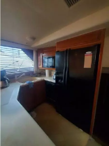 1998 Viking 60 Sport Motor Yacht