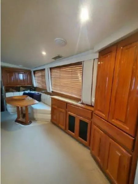 1998 Viking 60 Sport Motor Yacht