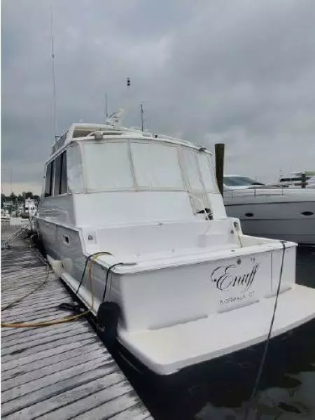 1998 Viking 60 Sport Motor Yacht