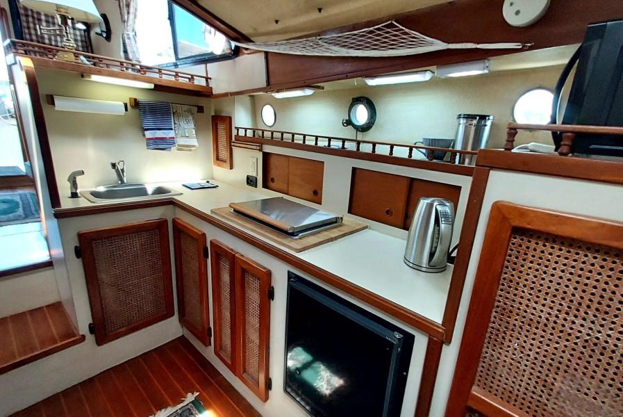 1031 Wandering Star Galley