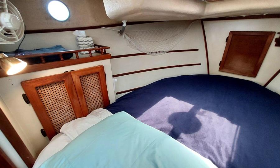 1039 Wandering Star V Berth Port