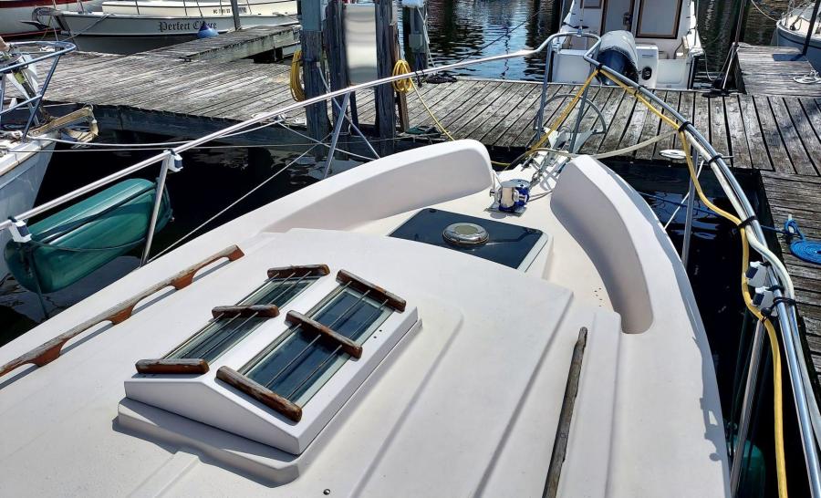 1005 Wandering Star Foredeck