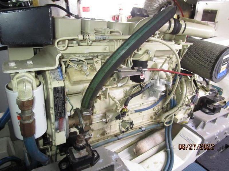 43' Selene main engine1