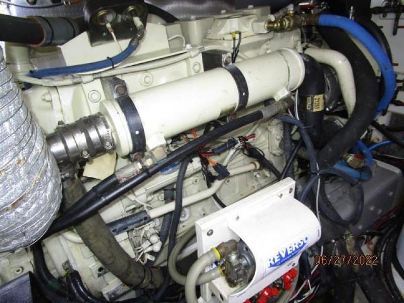 43' Selene main engine2