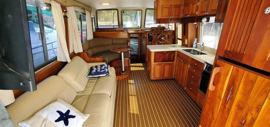 Main Cabin Forward