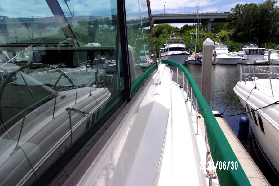 1975 Hatteras 43 Double Cabin