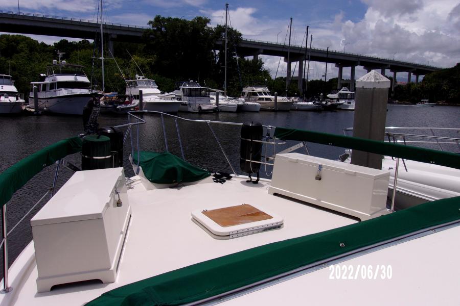 1975 Hatteras 43 Double Cabin