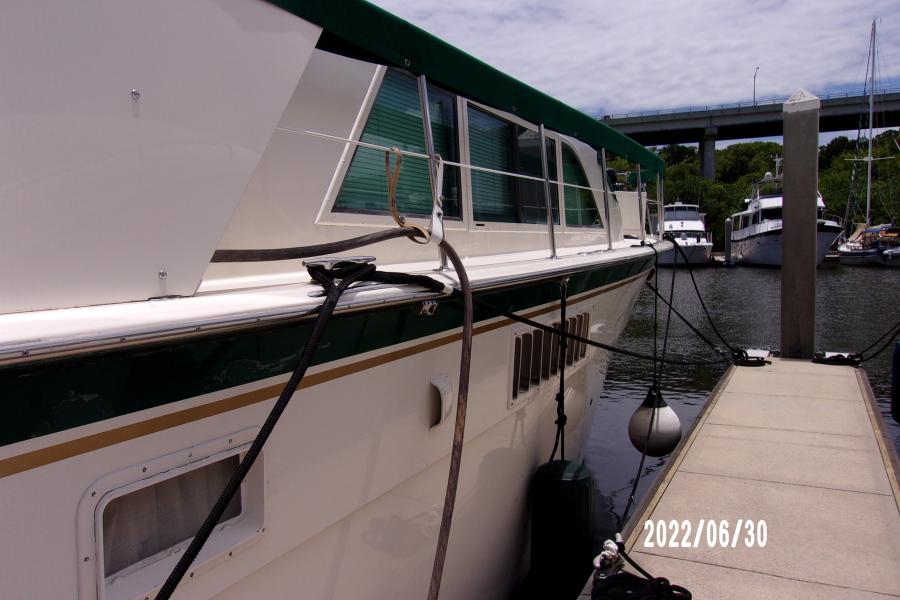 1975 Hatteras 43 Double Cabin