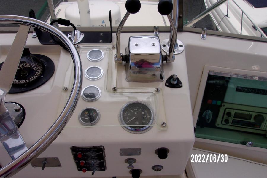 1975 Hatteras 43 Double Cabin