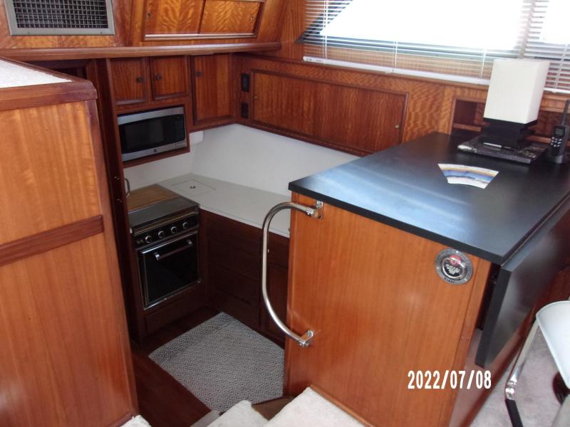 1975 Hatteras 43 Double Cabin