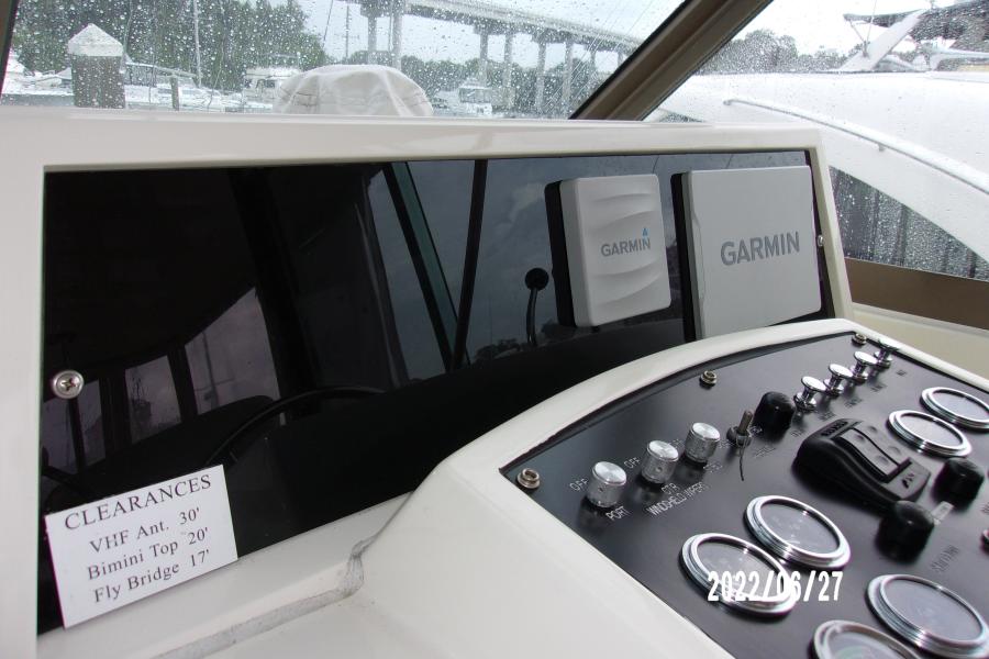1975 Hatteras 43 Double Cabin