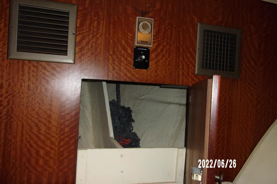 1975 Hatteras 43 Double Cabin