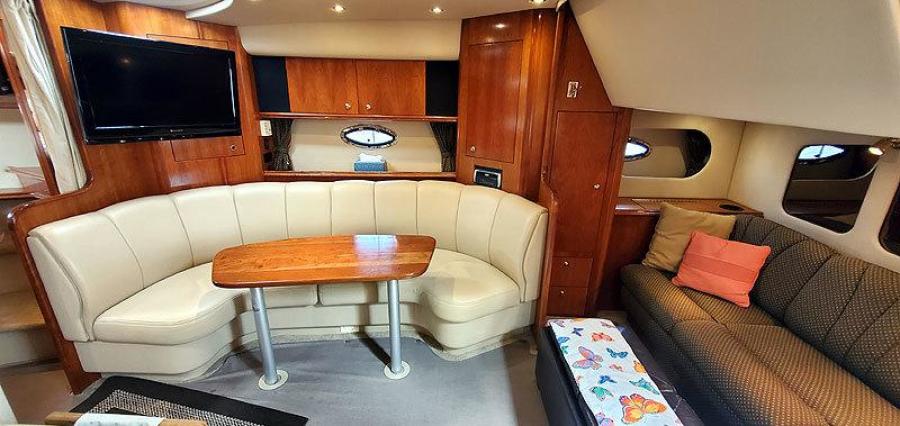 Main Cabin Starboard