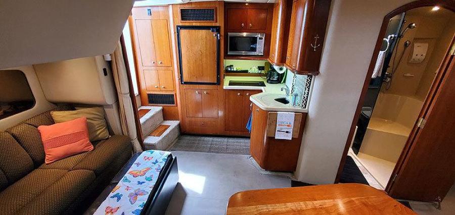 Main Cabin Port