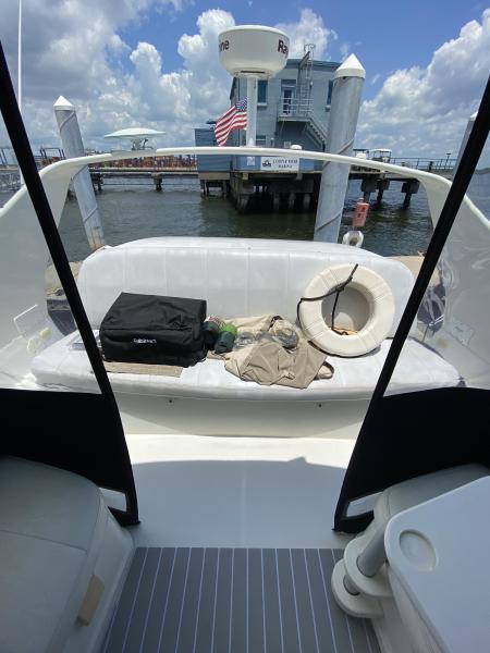 2006 Carver Mariner