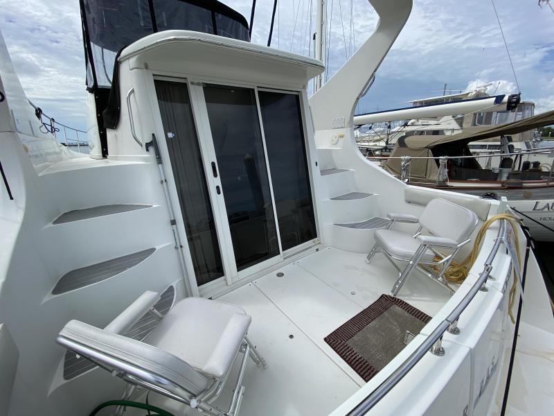 2006 Carver Mariner