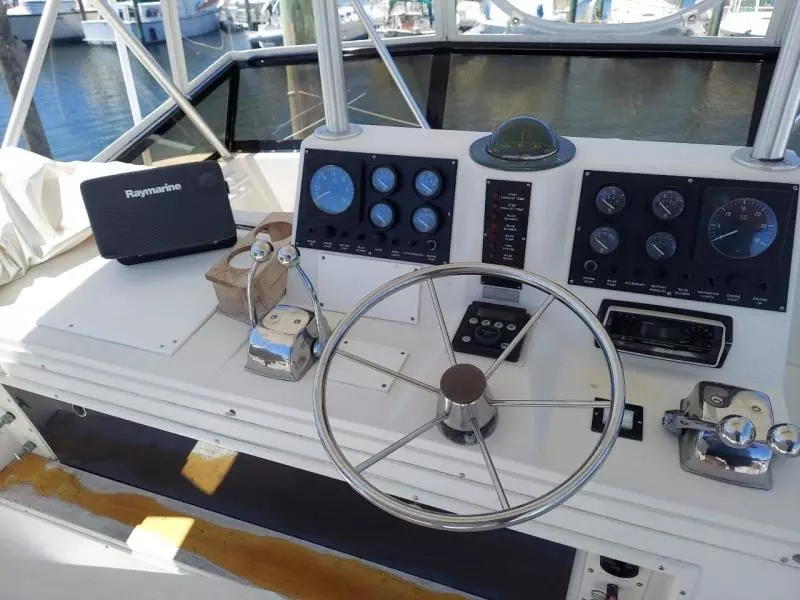 1988 Viking 41 Convertible