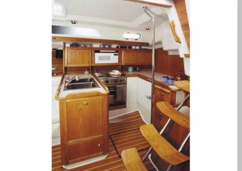 2008 Catalina 350 MKII