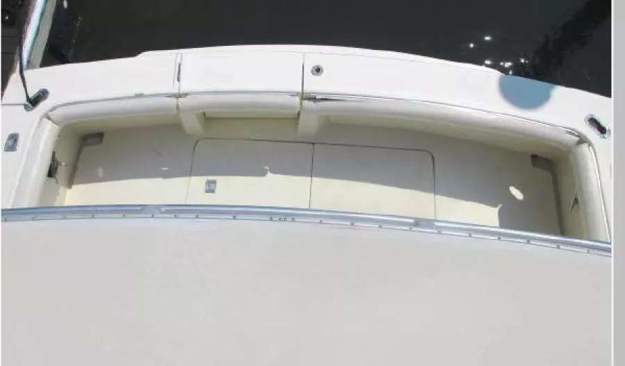 1990 Hatteras 38 Convertible