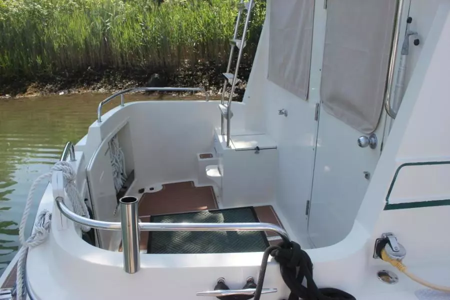 2000 Camano 31 Troll