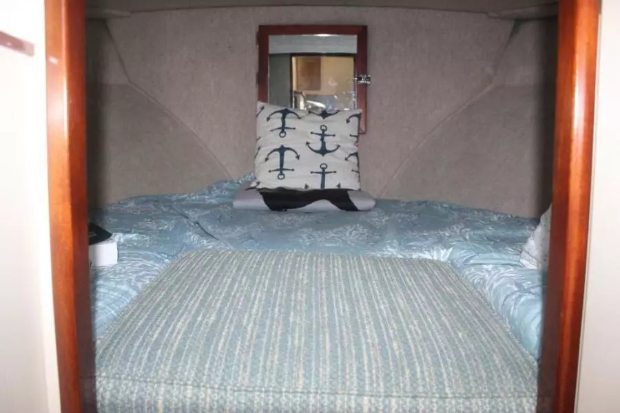 2000 Camano 31 Troll