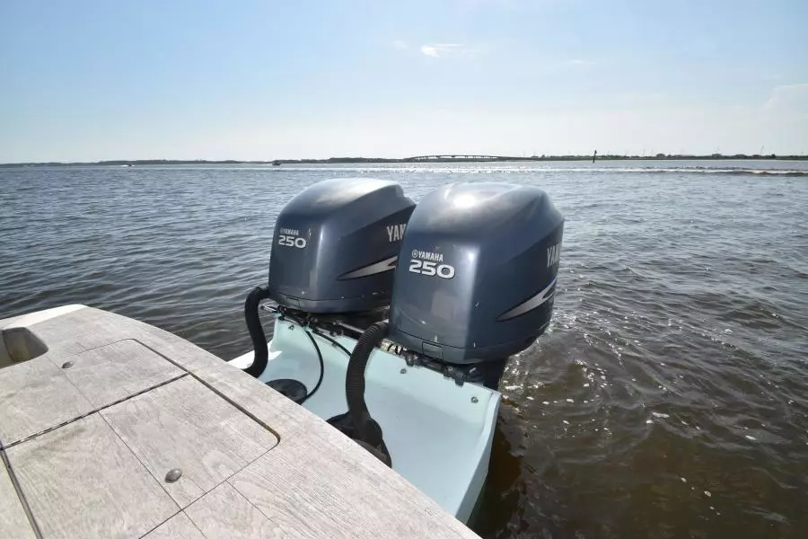 Bimini Twist 27ft Calyber Yacht For Sale