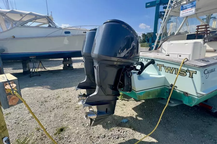 Bimini Twist 27ft Calyber Yacht For Sale