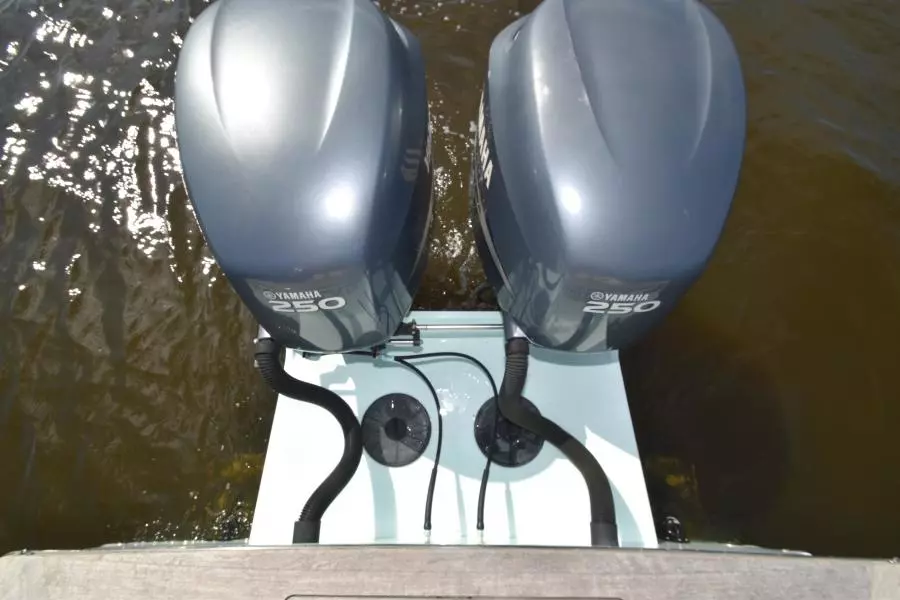 Bimini Twist 27ft Calyber Yacht For Sale