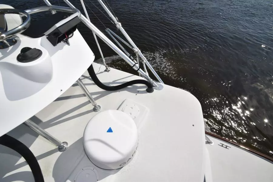 Bimini Twist 27ft Calyber Yacht For Sale