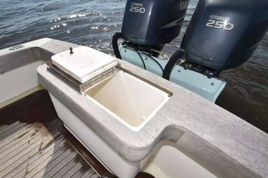 Bimini Twist 27ft Calyber Yacht For Sale