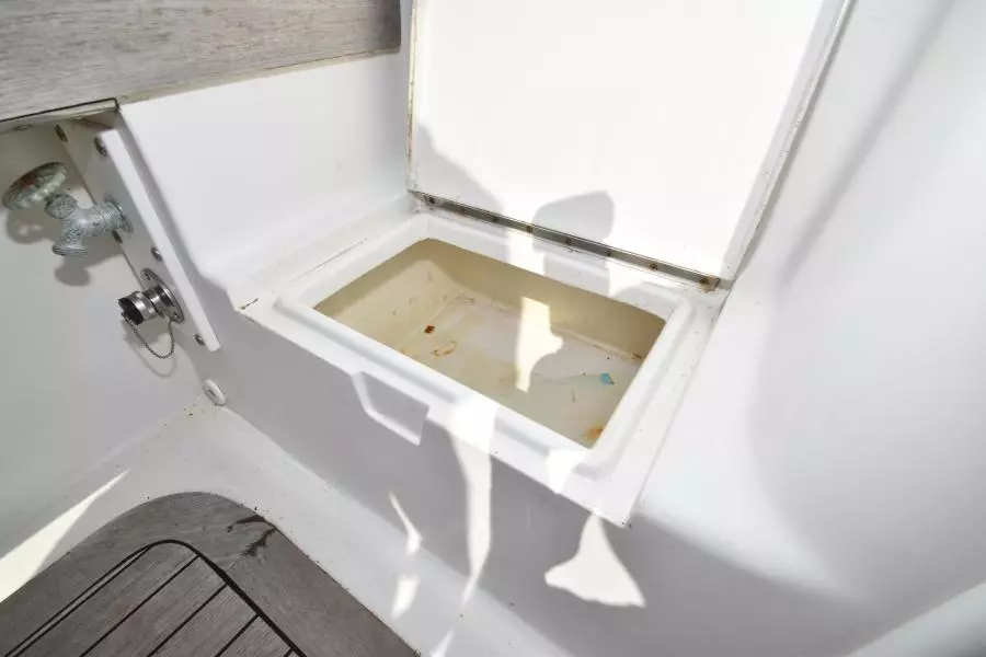 Bimini Twist 27ft Calyber Yacht For Sale