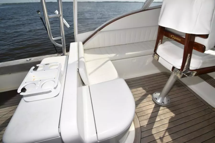 Bimini Twist 27ft Calyber Yacht For Sale