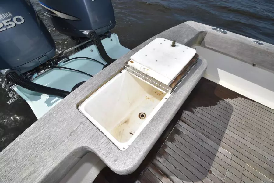 Bimini Twist 27ft Calyber Yacht For Sale