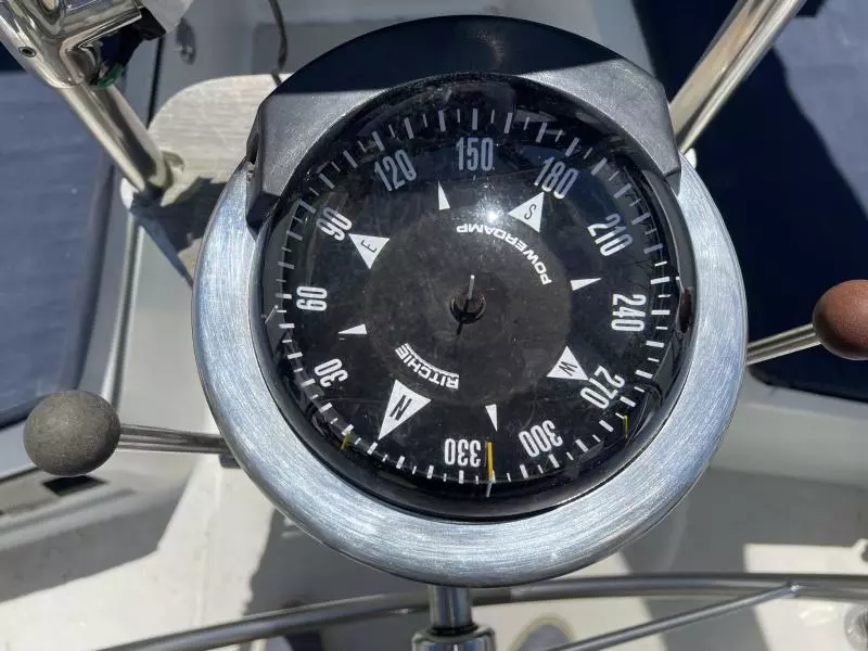 1988 Ericson 28 Sloop