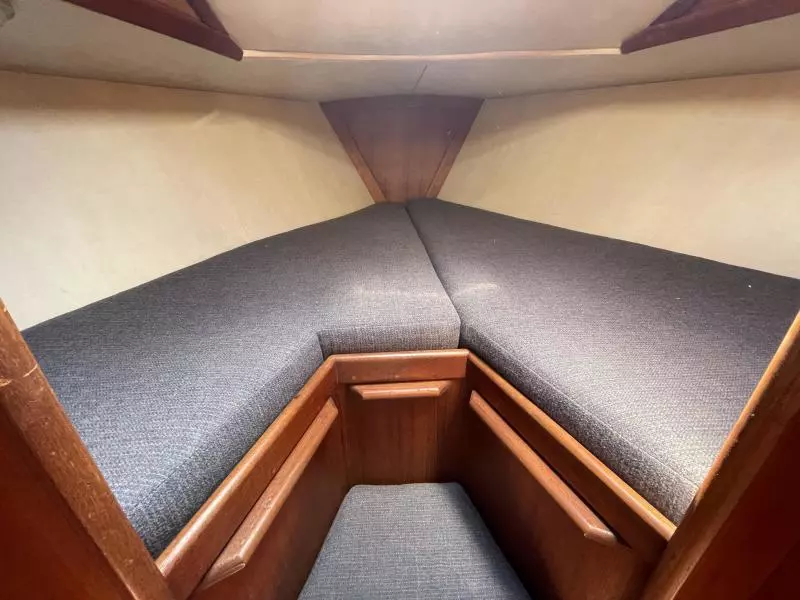 1988 Ericson 28 Sloop