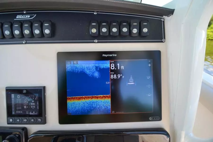 2020 Boston Whaler 280 Outrage