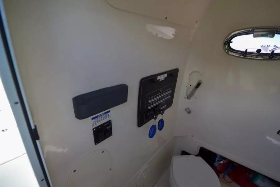 2020 Boston Whaler 280 Outrage