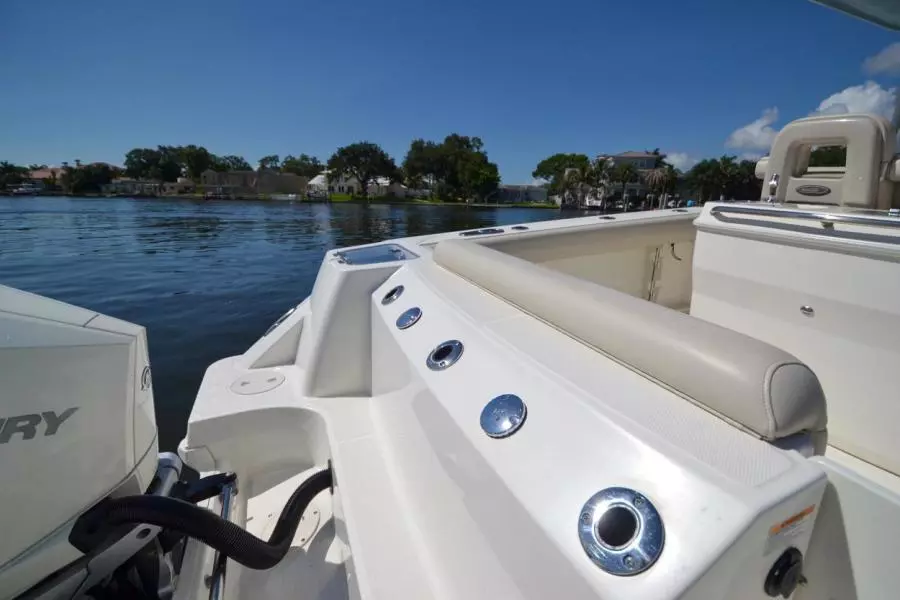 2020 Boston Whaler 280 Outrage