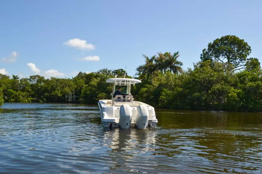 2020 Boston Whaler 280 Outrage