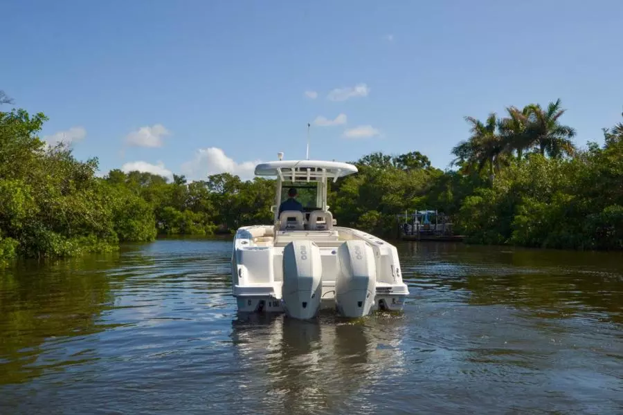 2020 Boston Whaler 280 Outrage