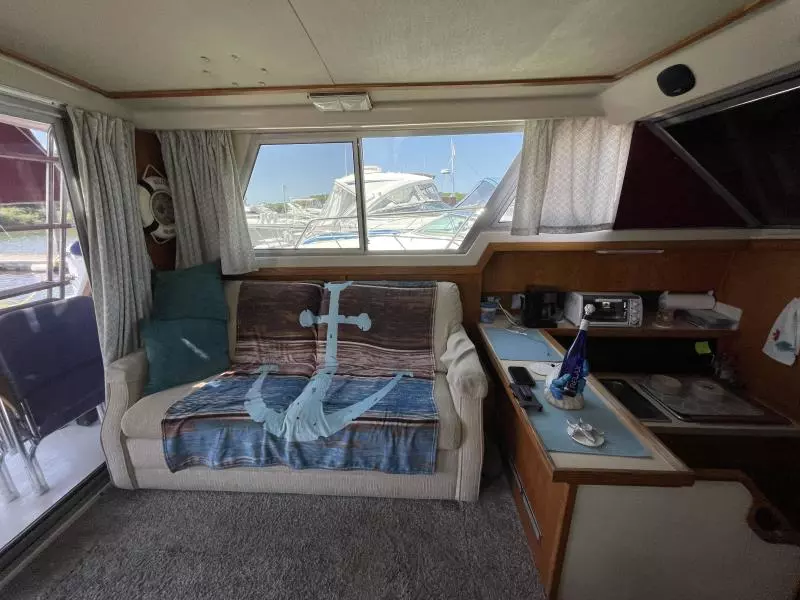 1986 Silverton 34 Convertible