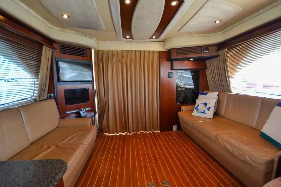 2005 Sea Ray 420 Sedan Bridge