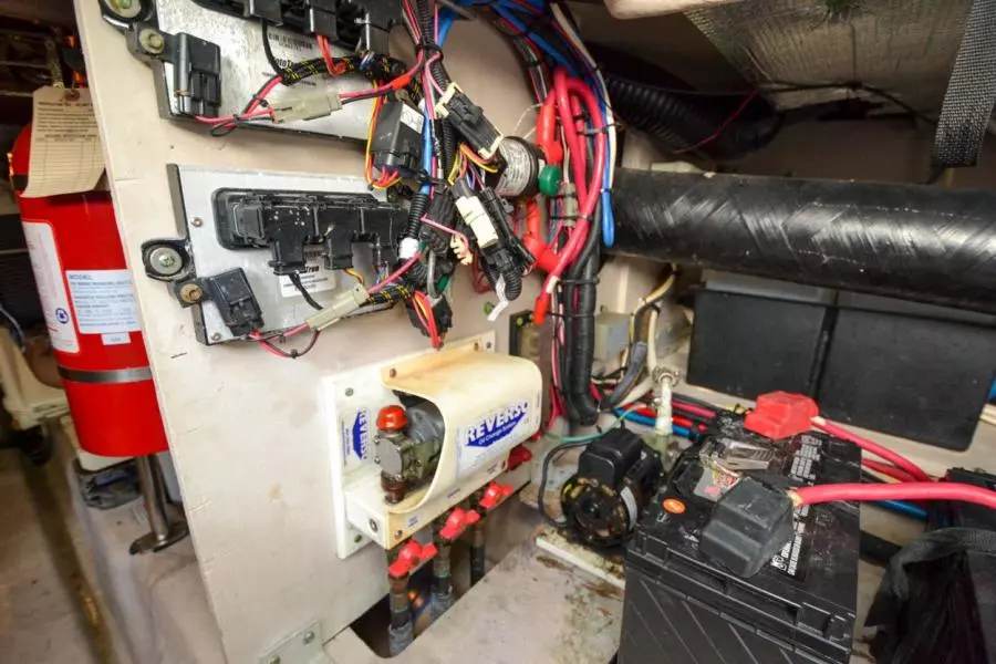 2005 Sea Ray 420 Sedan Bridge
